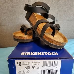 Birkenstock Yara sandal